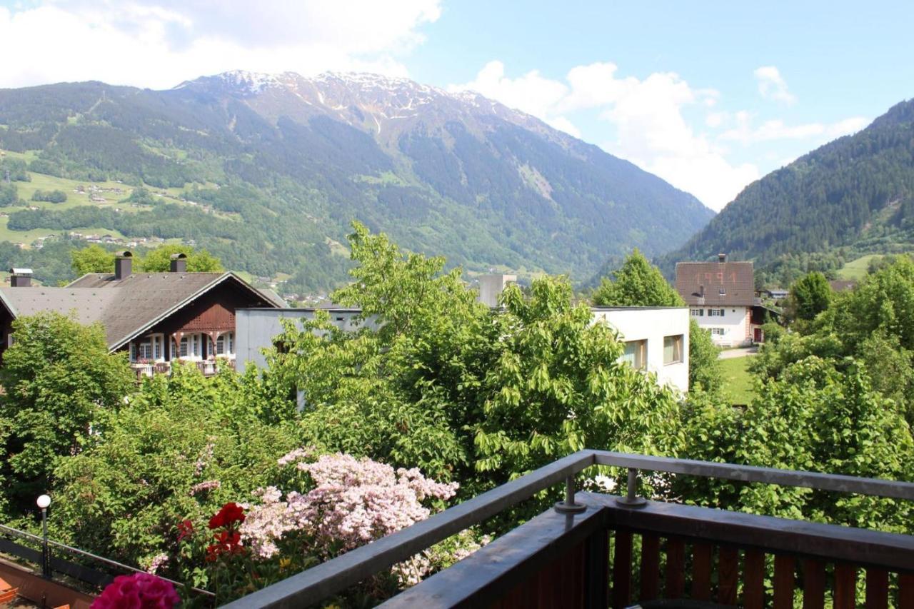 Wanderhotel Garni Cresta Schruns Buitenkant foto